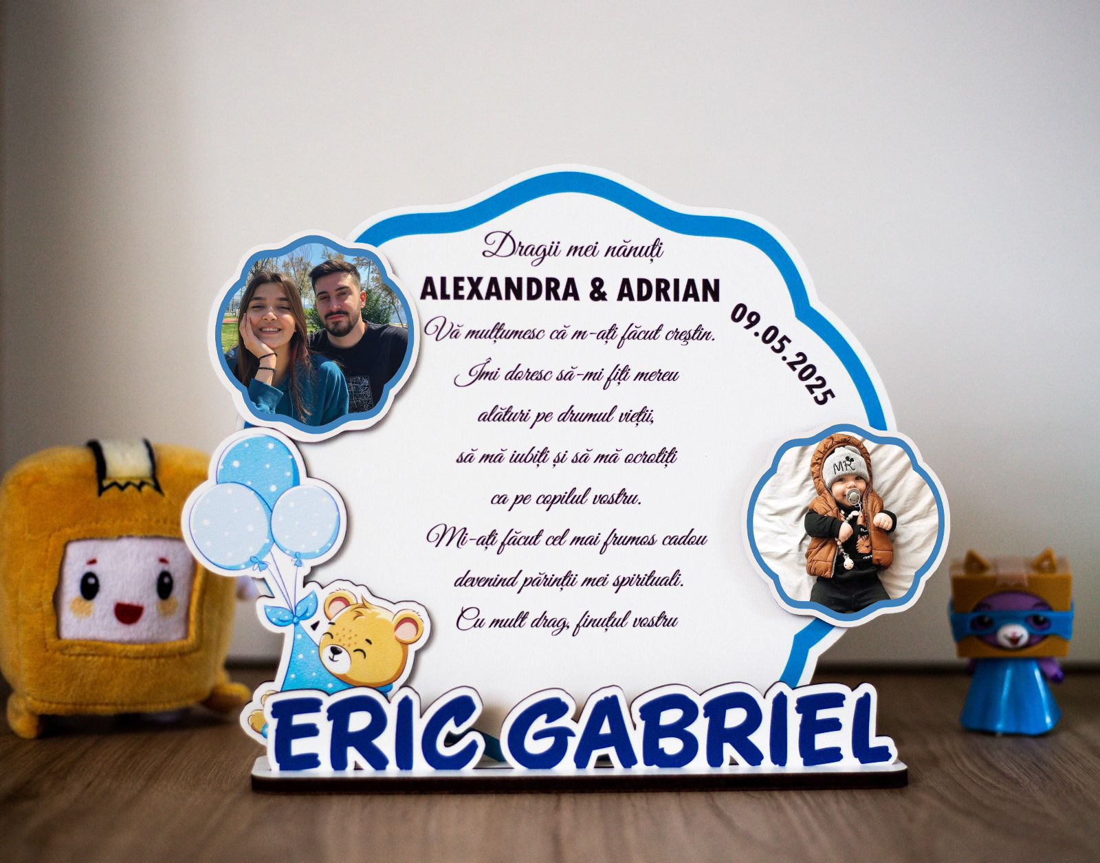 Trofeu Naşi/Moşi - Ursuleț adorabil înfășat cu baloane