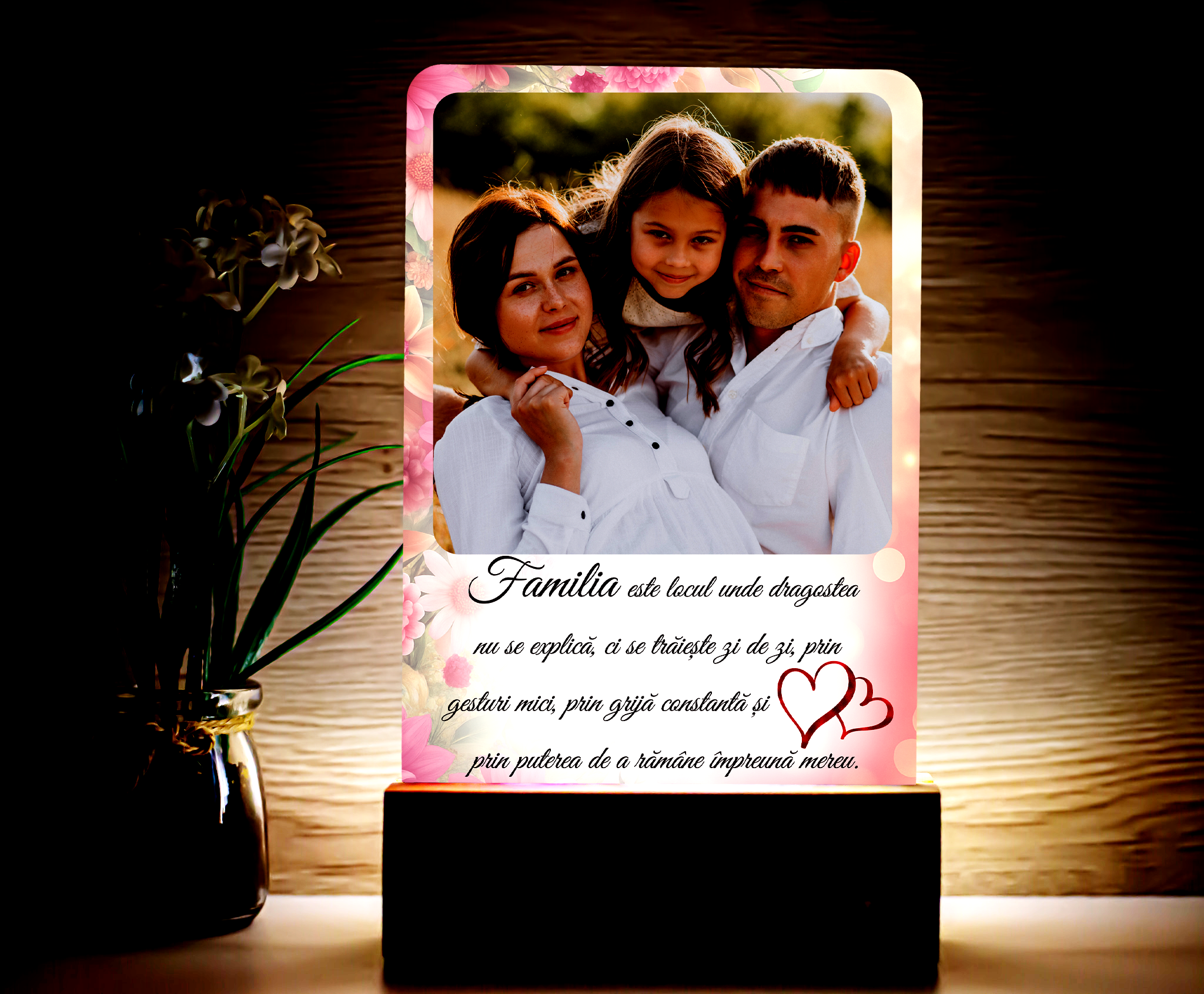 Lampă Personalizată -„Familia este Iubire”