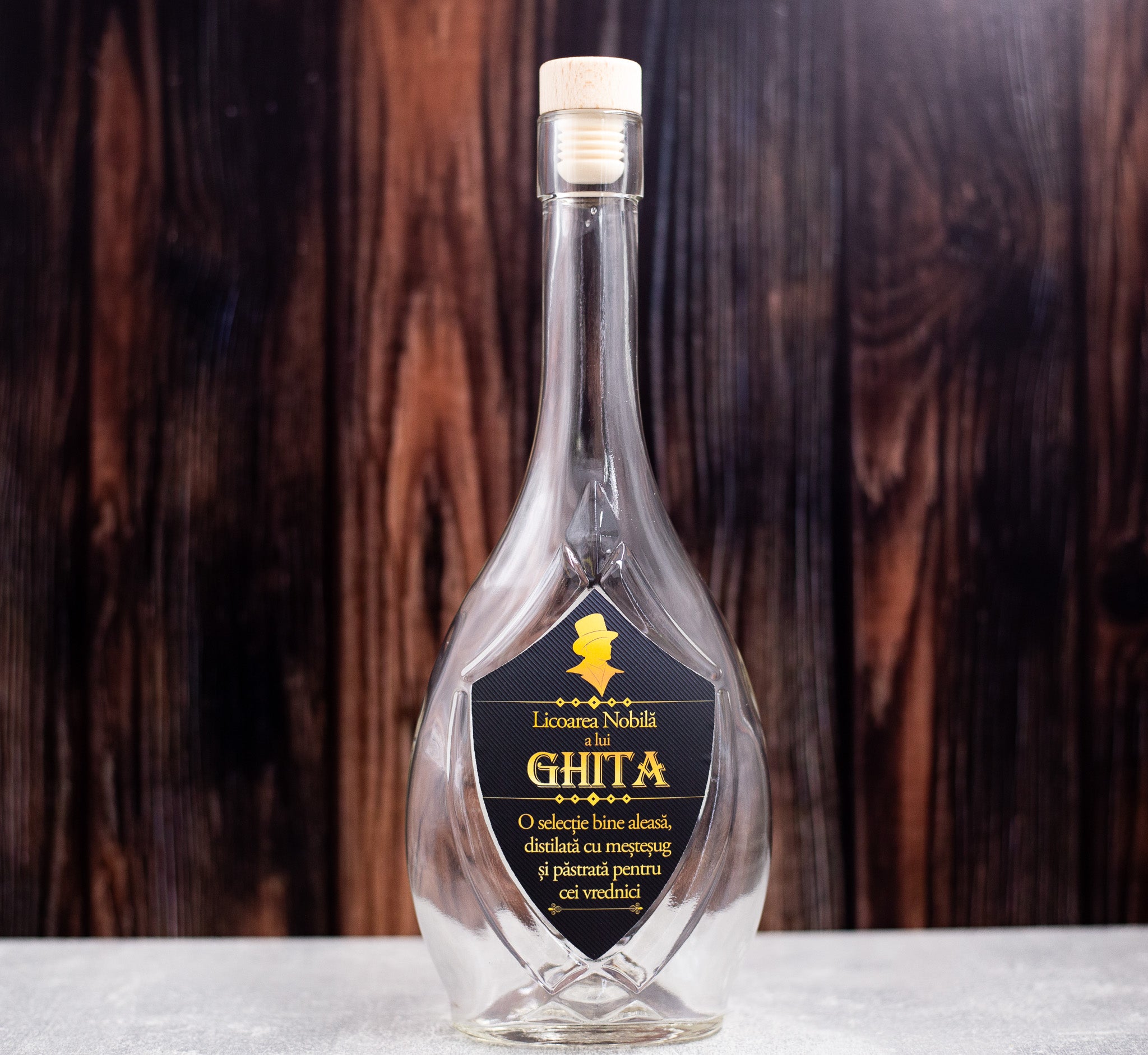Sticlă Personalizată „Licoarea Nobilă”