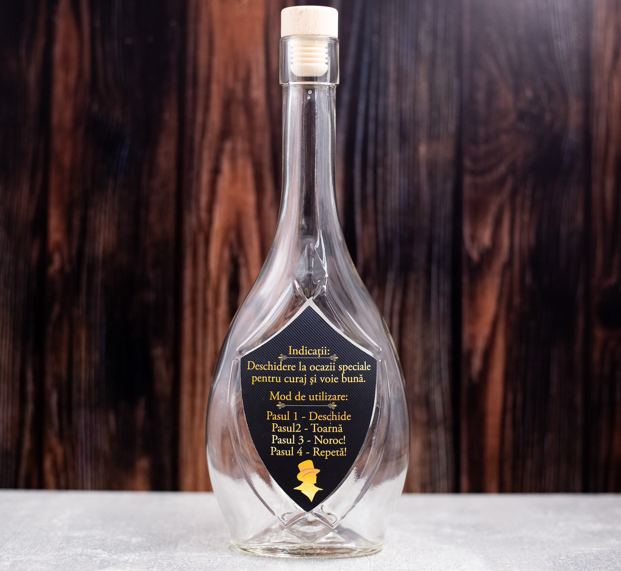 Sticlă Personalizată „Licoarea Nobilă”