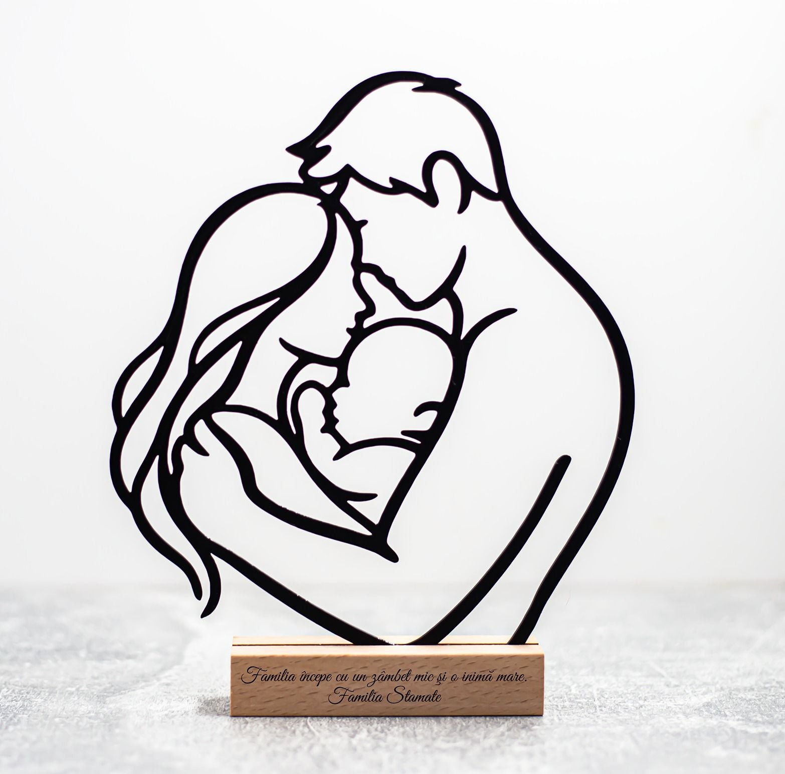 Decor 3D Personalizat „Îmbrățișarea Familiei” – Simbolul Iubirii Pure ❤️