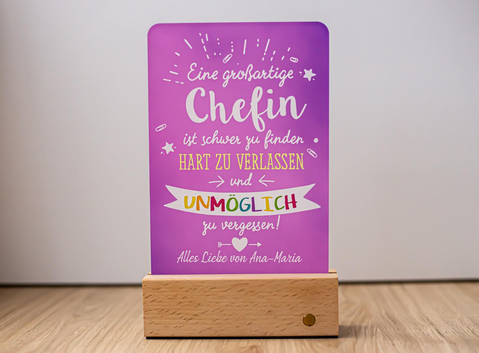 Lampă Personalizată- „O Șefă Grozavă”